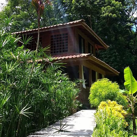 Boutique Hotel Y Spa Tangara Azul Ojochal Esterno foto
