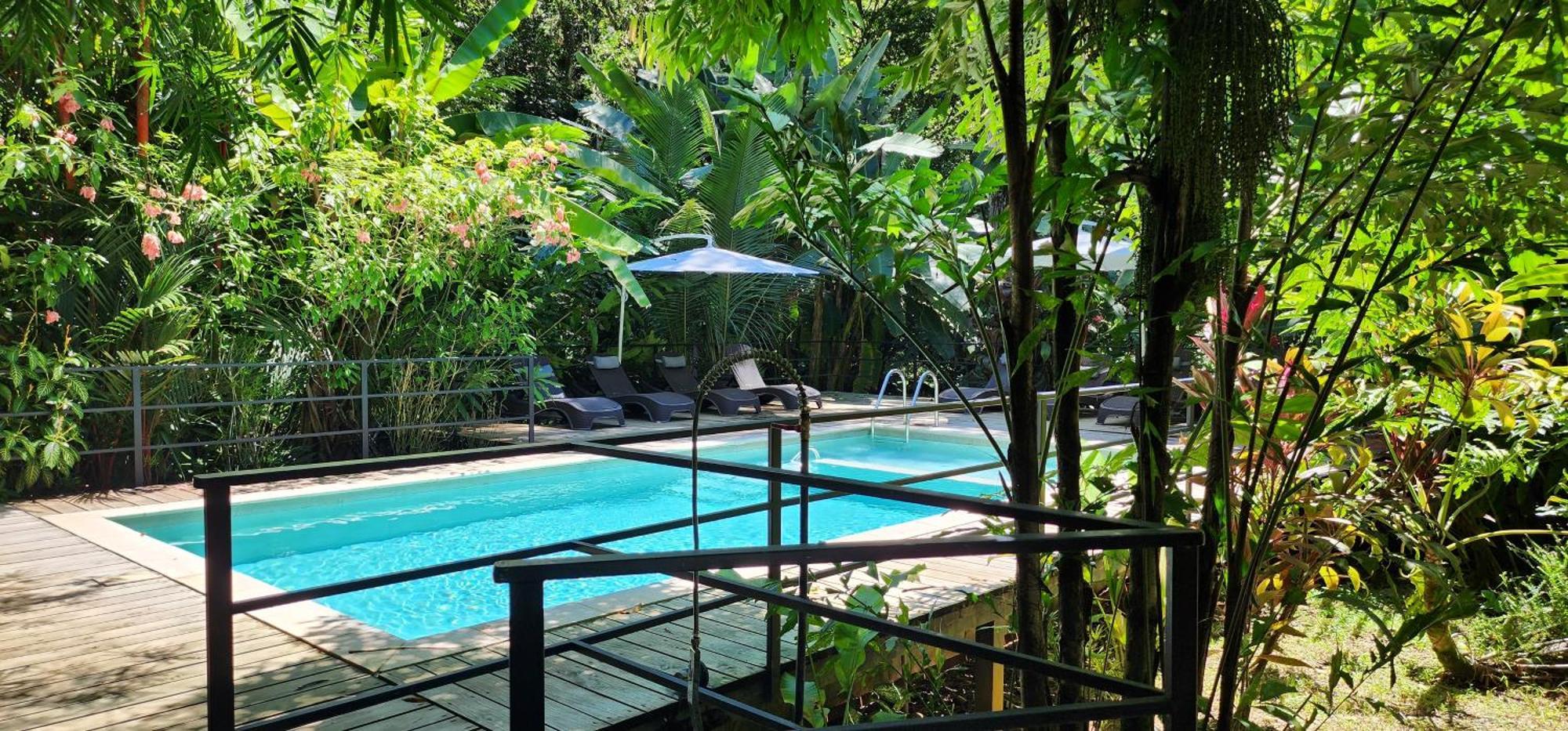 Boutique Hotel Y Spa Tangara Azul Ojochal Esterno foto